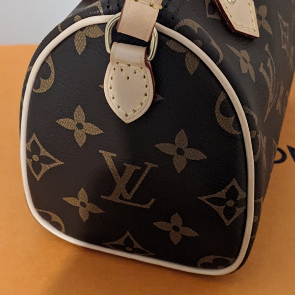 New Authentic Louis Vuitton Nano Speedy - Picture 4 of 11